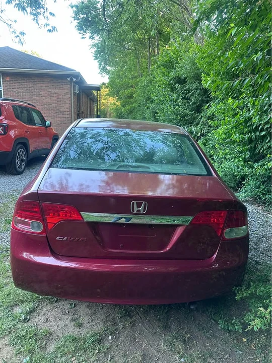 2011 Honda Civic 8th Gen - Image 14 of 17