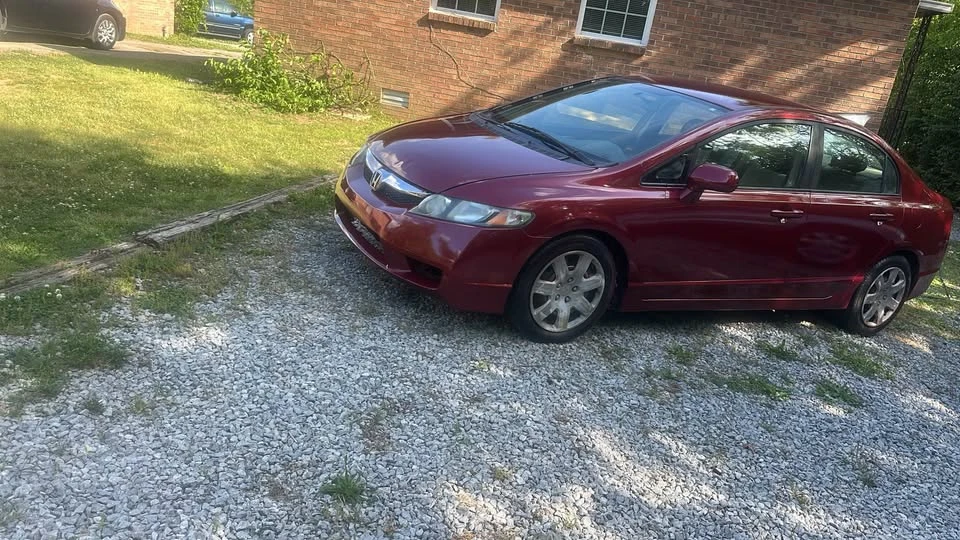 2011 Honda Civic 8th Gen - Image 16 of 17