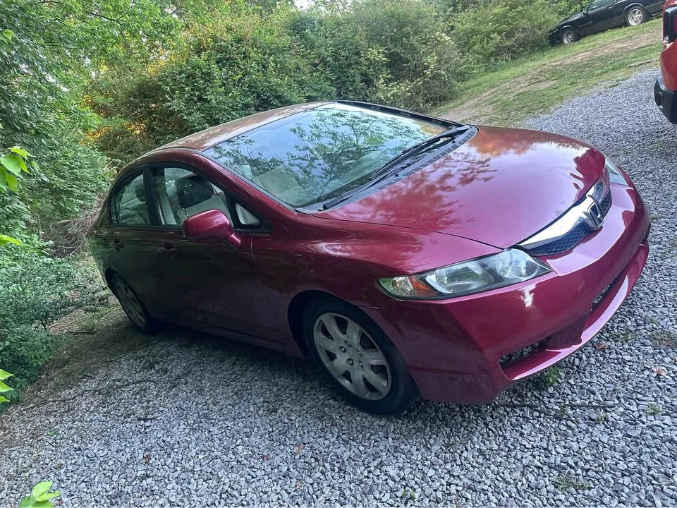 2011 Honda Civic 8th Gen - Image 13 of 17