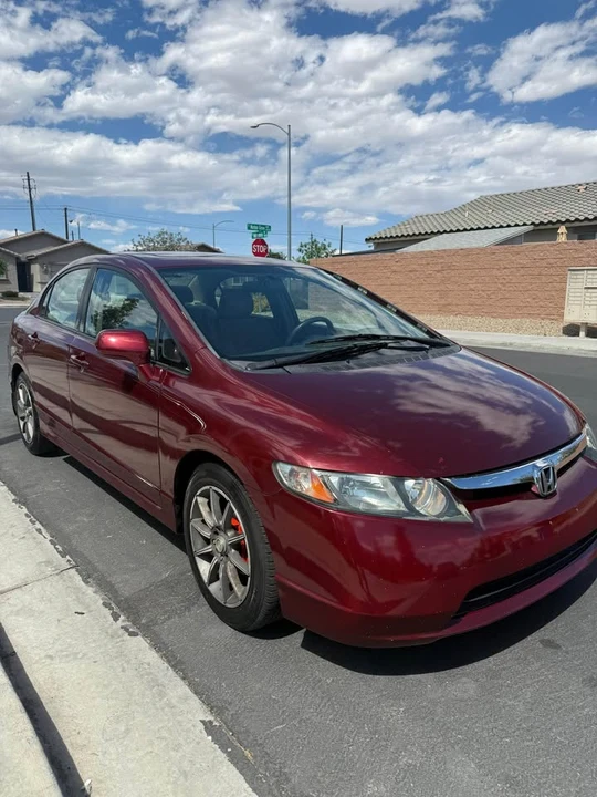 2011 Honda Civic 8th Gen - Image 3 of 20