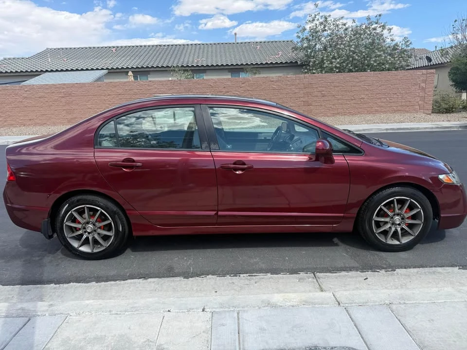 2011 Honda Civic 8th Gen - Image 5 of 20
