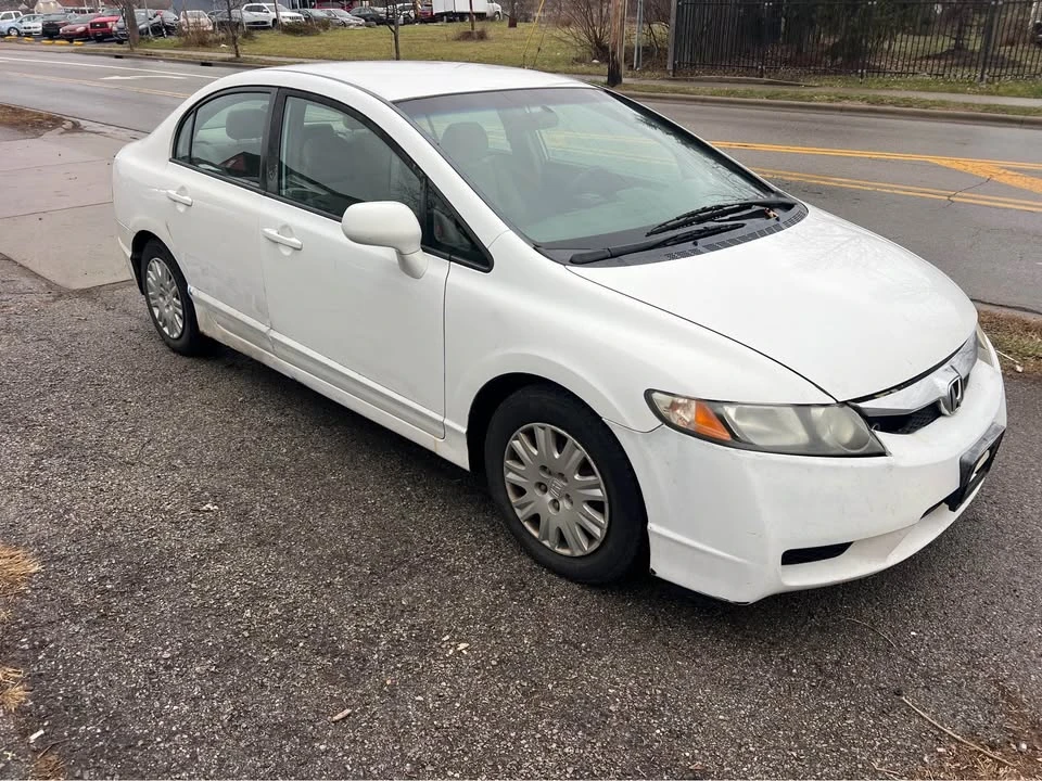 2011 Honda Civic 8th Gen - Image 7 of 10
