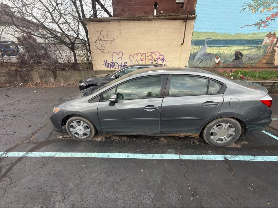 2011 Honda Civic 8th Gen - Image 3 of 5