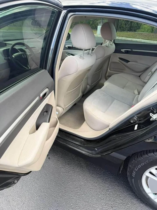 2011 Honda Civic 8th Gen - Image 6 of 16