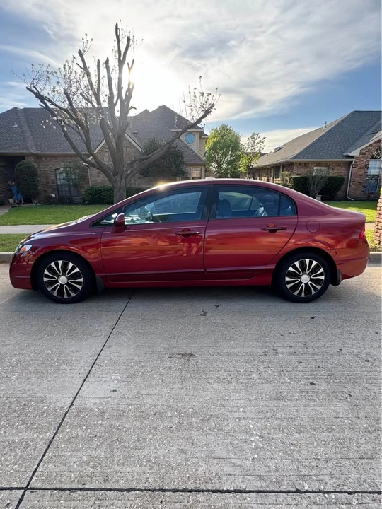 2011 Honda Civic 8th Gen - Image 3 of 19