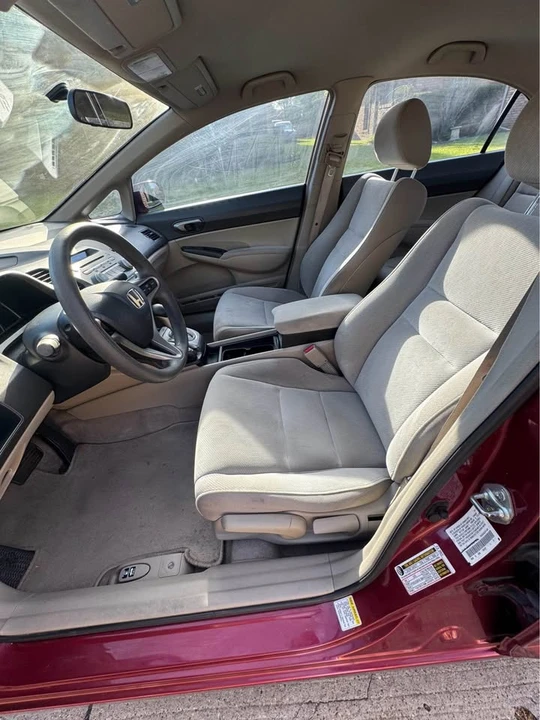 2011 Honda Civic 8th Gen - Image 14 of 19