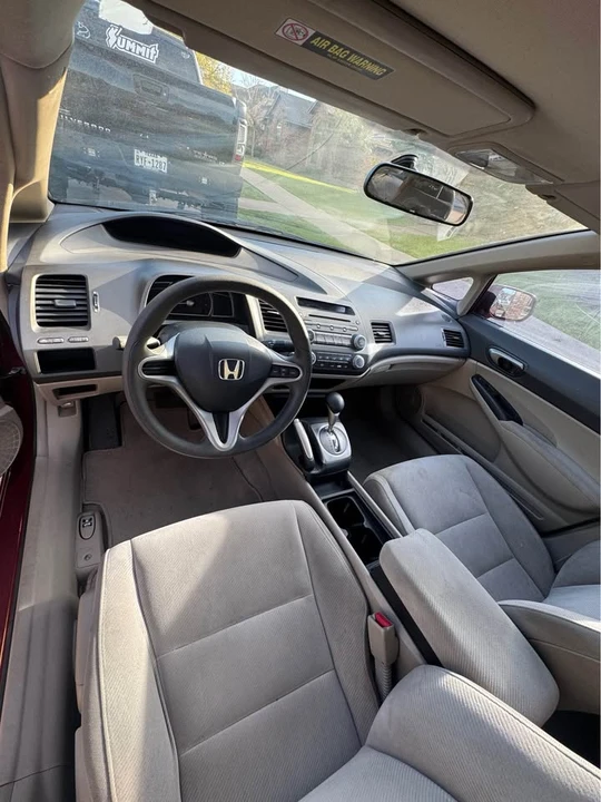 2011 Honda Civic 8th Gen - Image 15 of 19