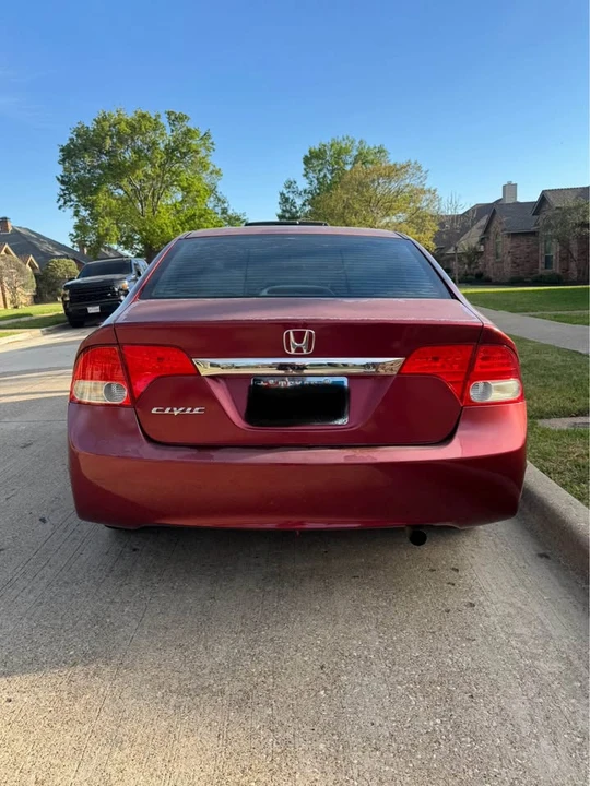 2011 Honda Civic 8th Gen - Image 5 of 19