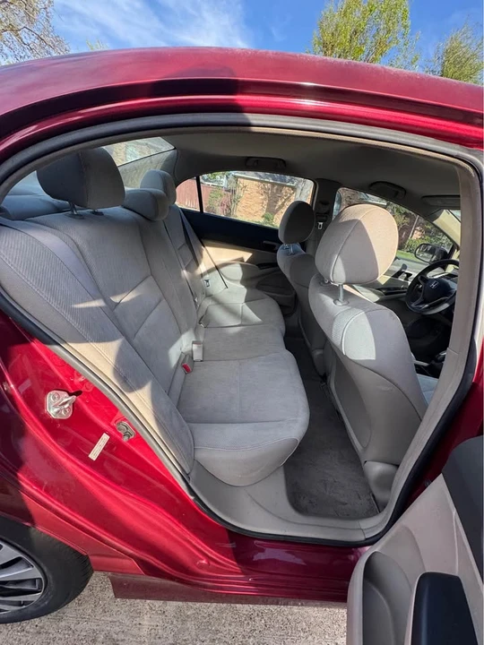 2011 Honda Civic 8th Gen - Image 10 of 19
