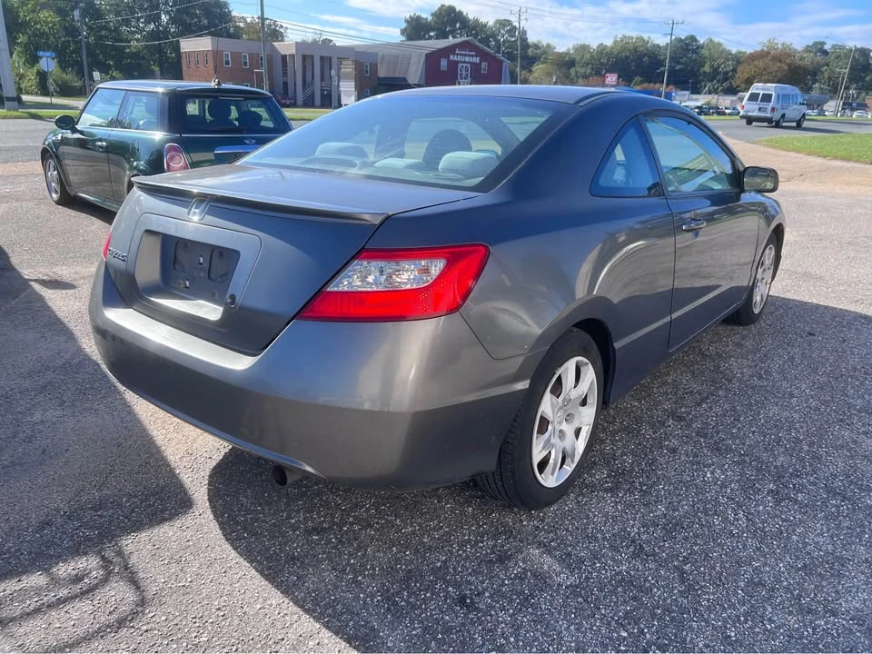 2011 Honda Civic 8th Gen - Image 6 of 6