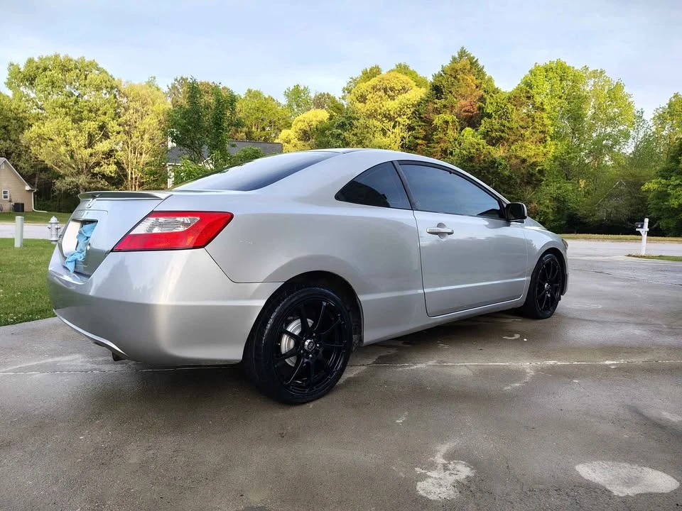 2011 Honda Civic 8th Gen - Image 7 of 15