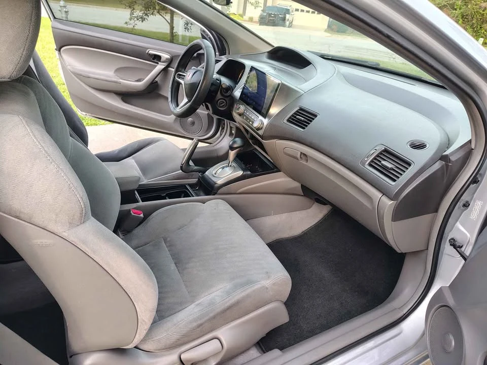 2011 Honda Civic 8th Gen - Image 10 of 15