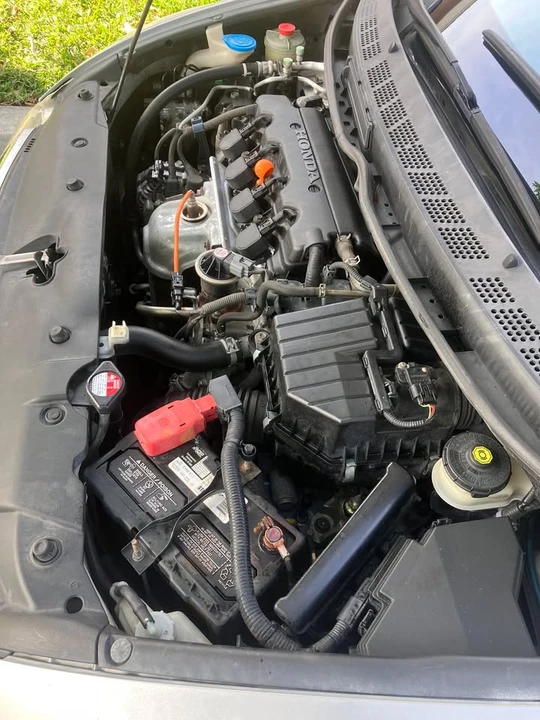 2011 Honda Civic 8th Gen - Image 8 of 14