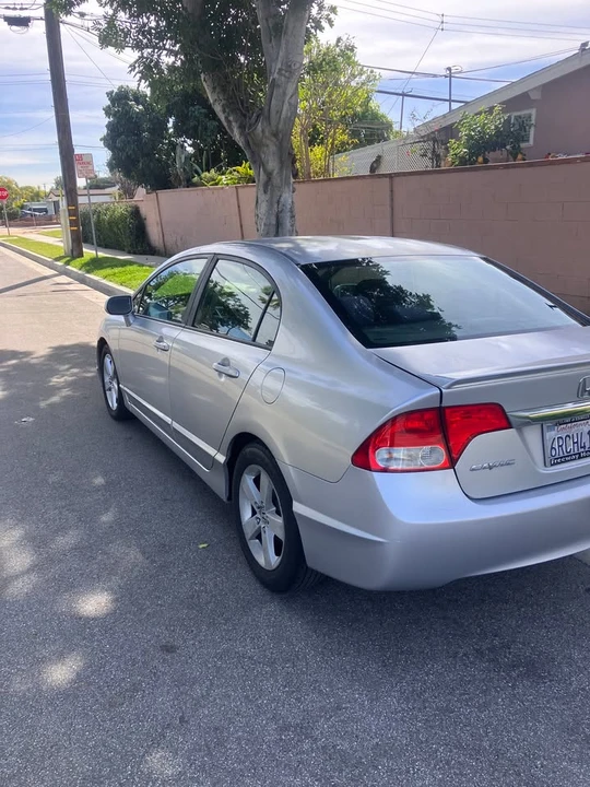 2011 Honda Civic 8th Gen - Image 10 of 14