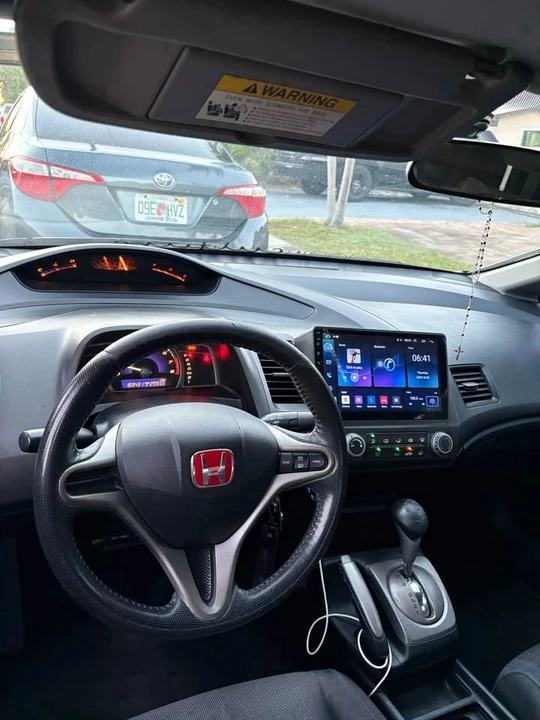 2011 Honda Civic 8th Gen - Image 12 of 16