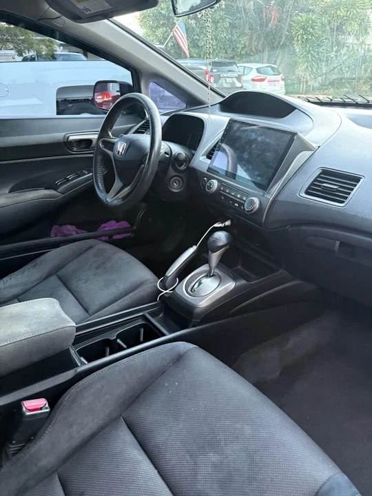 2011 Honda Civic 8th Gen - Image 11 of 16