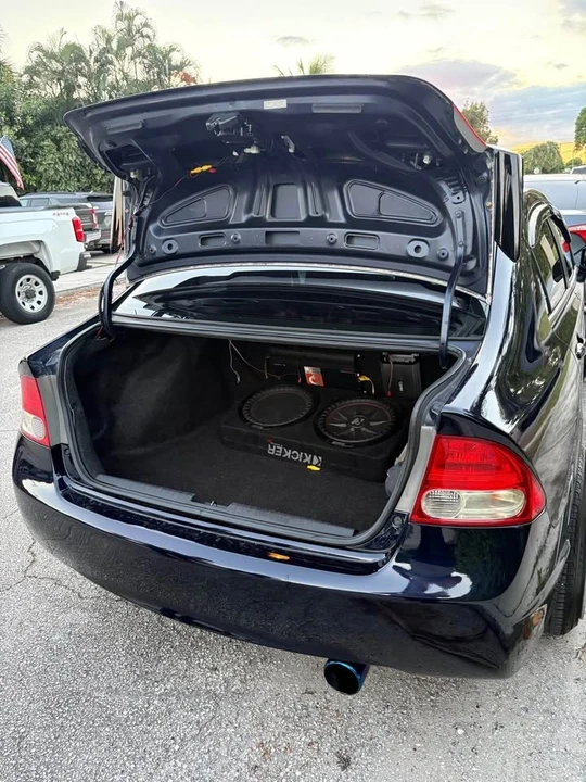 2011 Honda Civic 8th Gen - Image 14 of 16