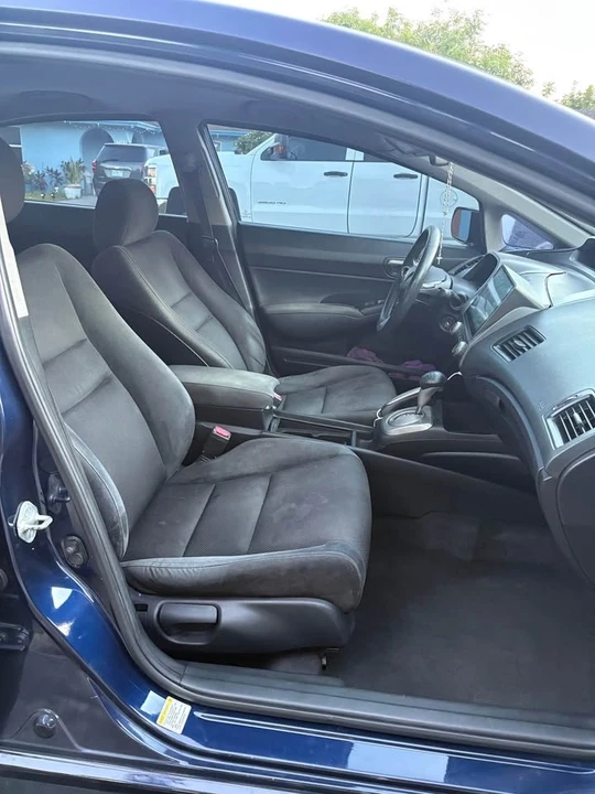 2011 Honda Civic 8th Gen - Image 10 of 16