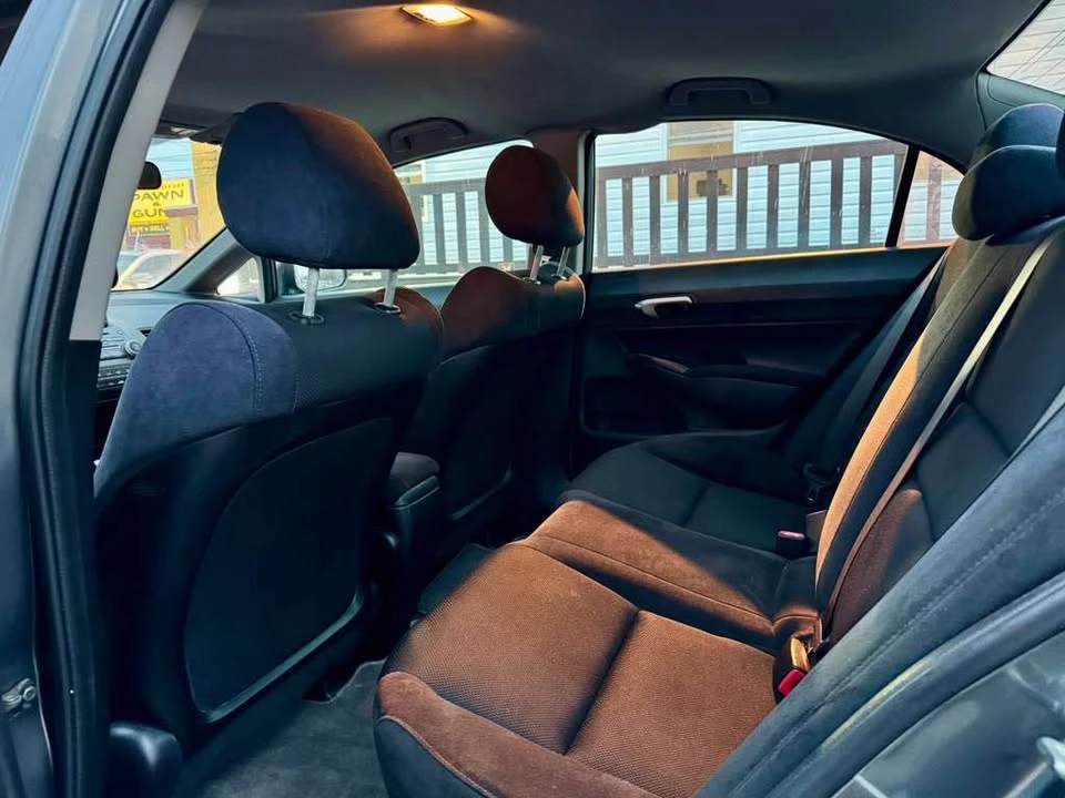 2011 Honda Civic 8th Gen - Image 11 of 17