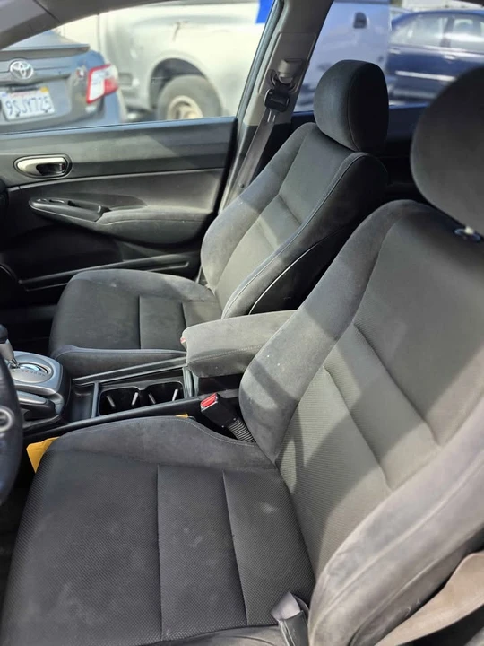 2011 Honda Civic 8th Gen - Image 16 of 18