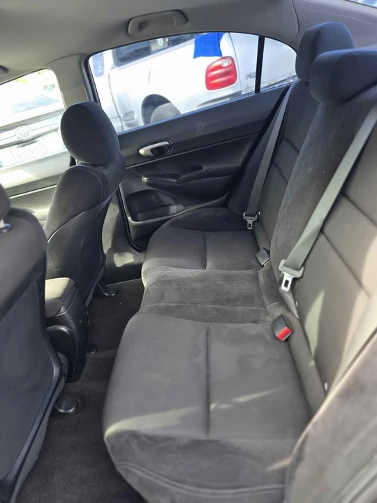 2011 Honda Civic 8th Gen - Image 15 of 18