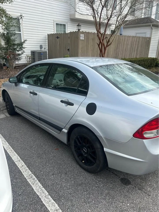 2011 Honda Civic 8th Gen - Image 5 of 7