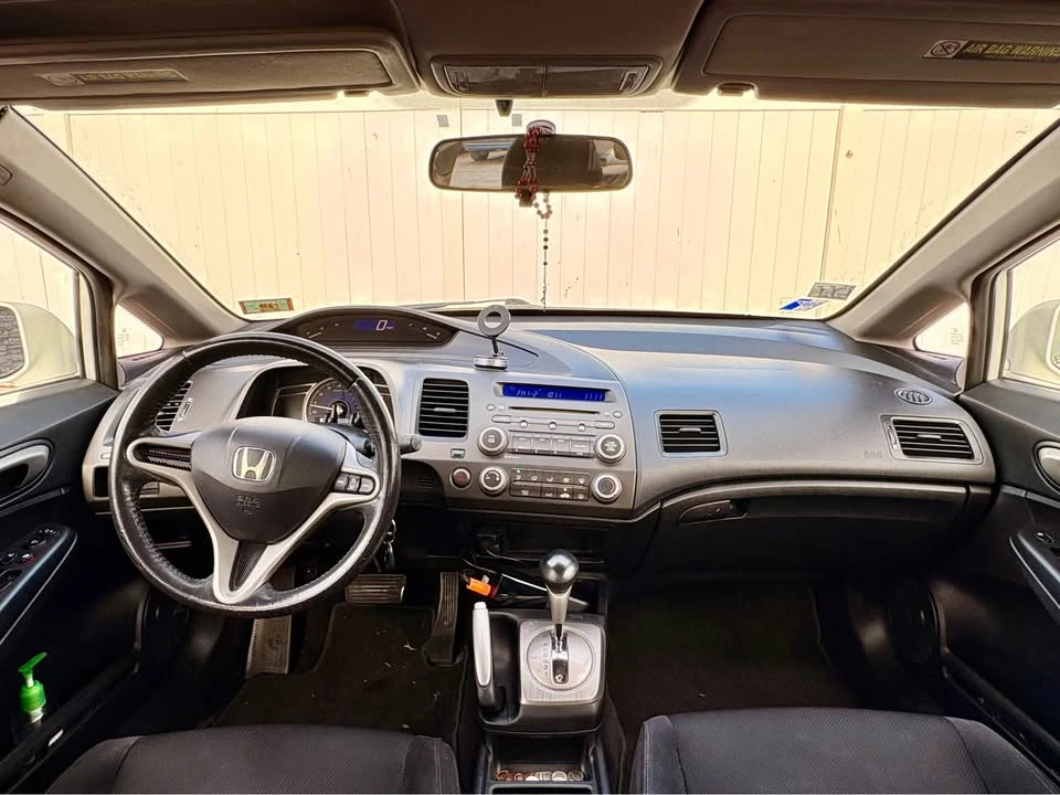 2011 Honda Civic 8th Gen - Image 4 of 6