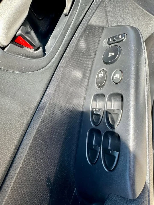 2011 Honda Civic 8th Gen - Image 19 of 20