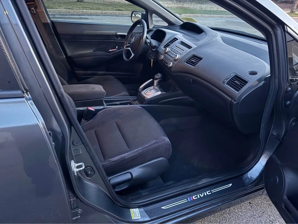 2011 Honda Civic 8th Gen - Image 11 of 18