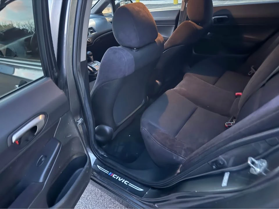 2011 Honda Civic 8th Gen - Image 10 of 18