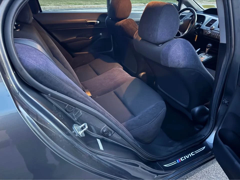 2011 Honda Civic 8th Gen - Image 12 of 18