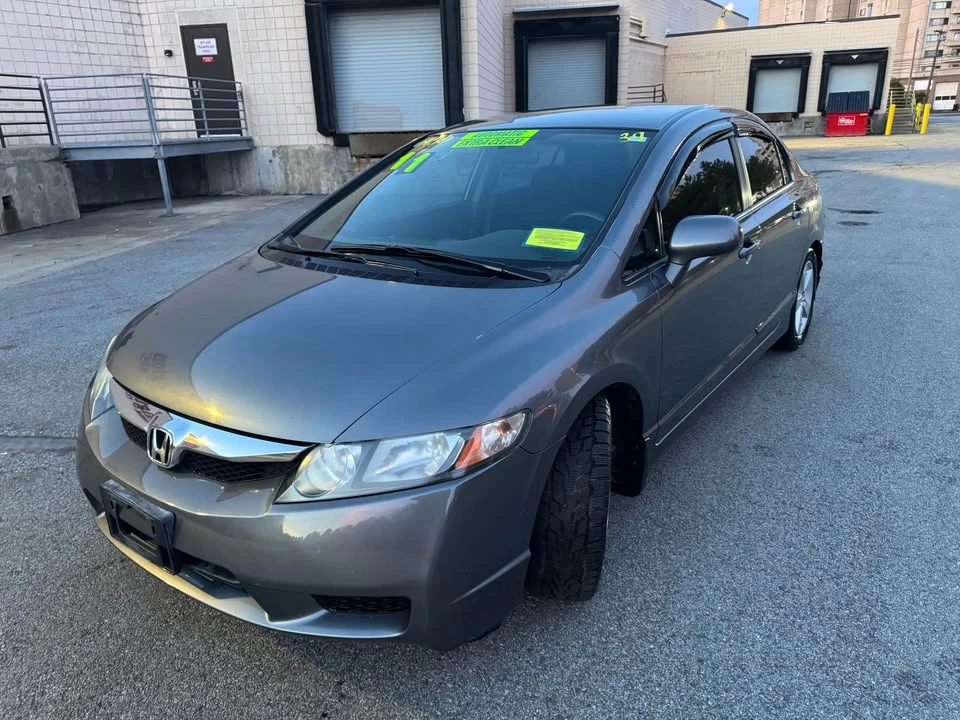 2011 Honda Civic 8th Gen - Image 3 of 18