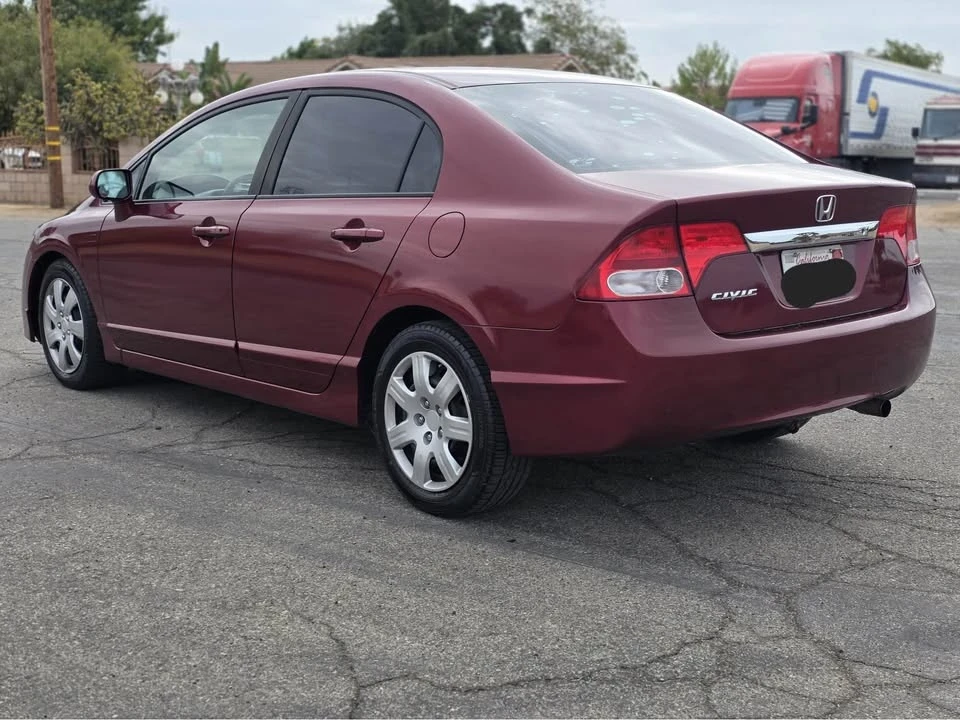 2011 Honda Civic 8th Gen - Image 7 of 15