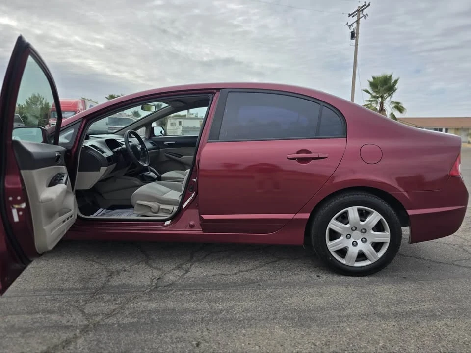 2011 Honda Civic 8th Gen - Image 6 of 15