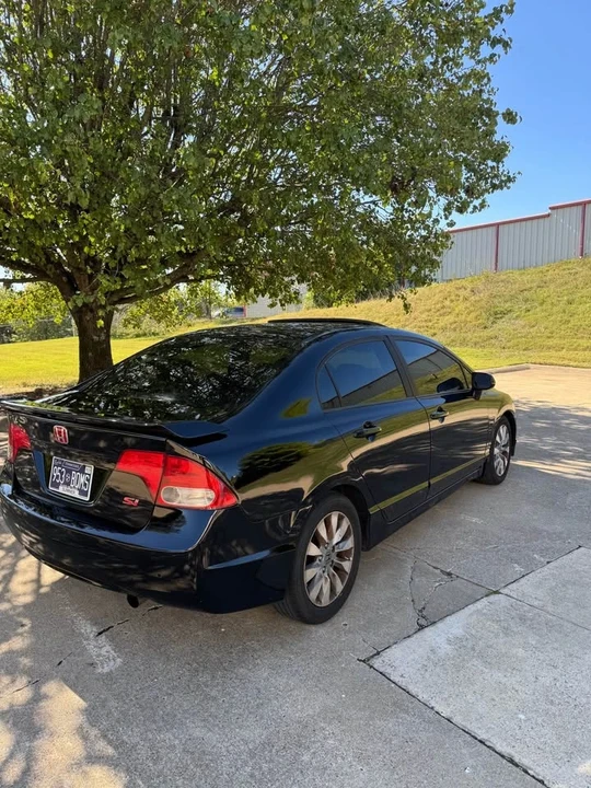 2011 Honda Civic 8th Gen - Image 7 of 8