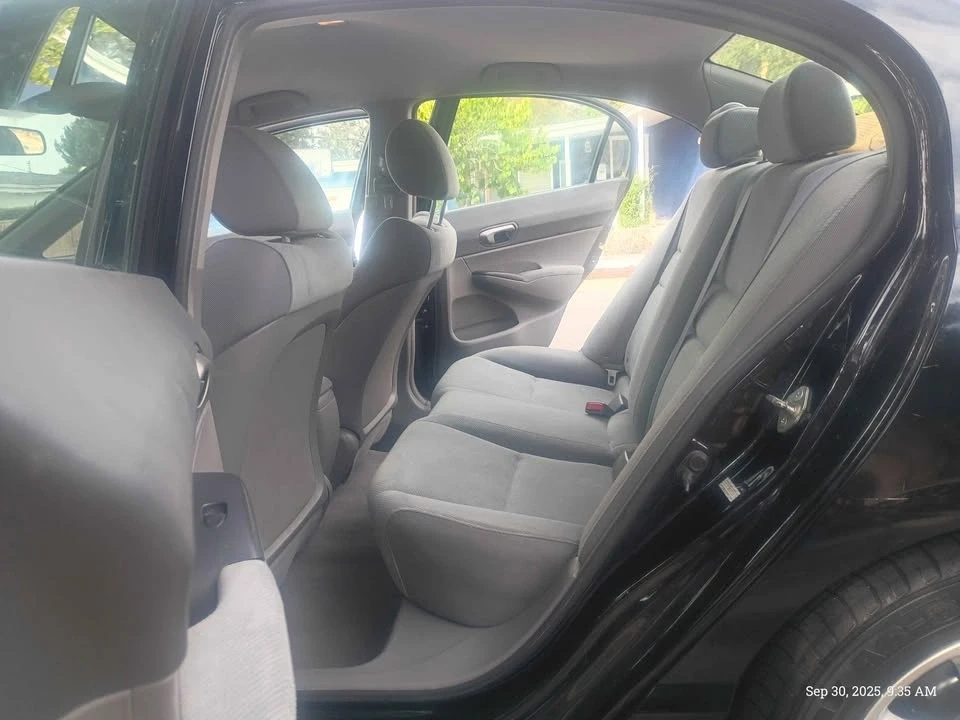 2011 Honda Civic 8th Gen - Image 7 of 9