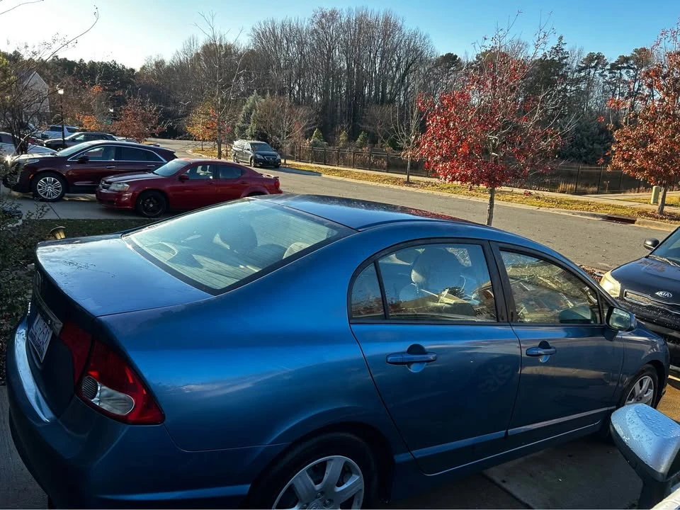 2011 Honda Civic 8th Gen - Image 2 of 19