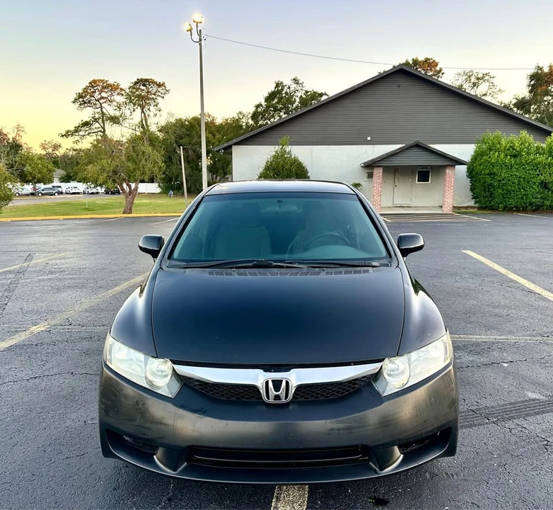 2011 Honda Civic 8th Gen - Image 6 of 10