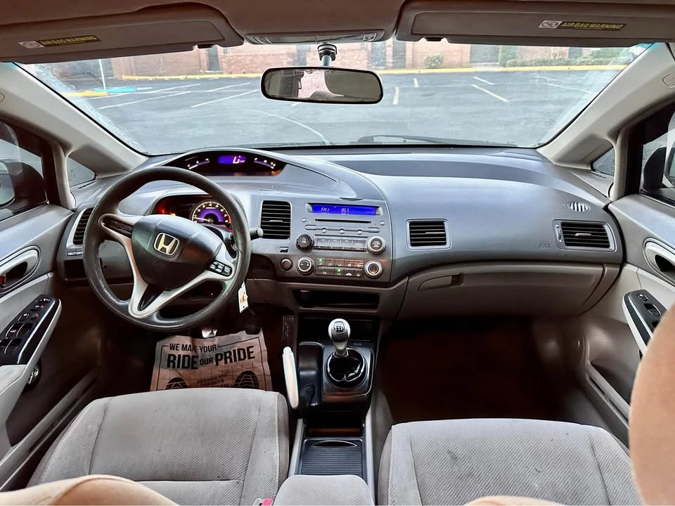2011 Honda Civic 8th Gen - Image 10 of 10