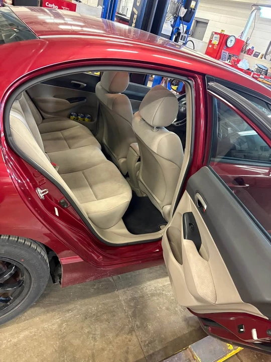 2011 Honda Civic 8th Gen - Image 6 of 18