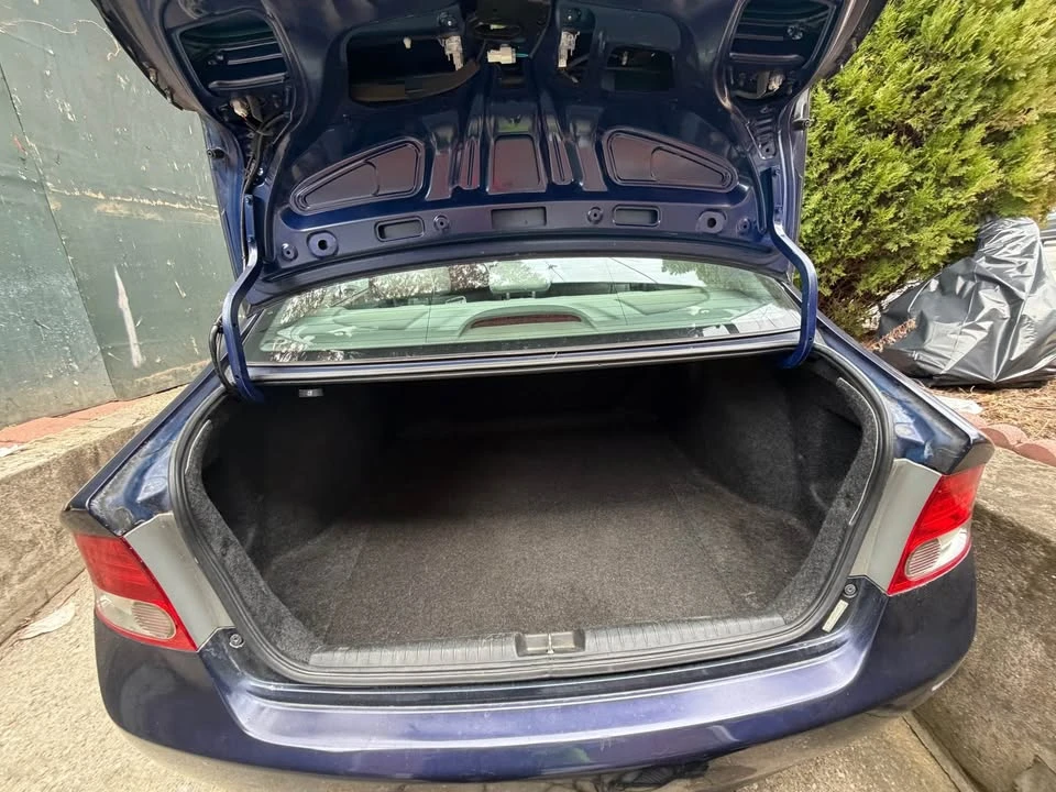 2011 Honda Civic 8th Gen - Image 15 of 15