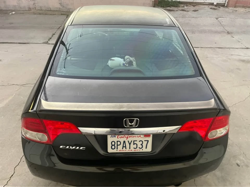 2011 Honda Civic 8th Gen - Image 4 of 5