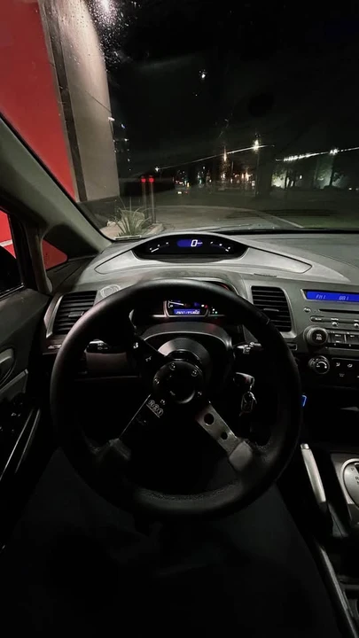 2011 Honda Civic 8th Gen - Image 3 of 15