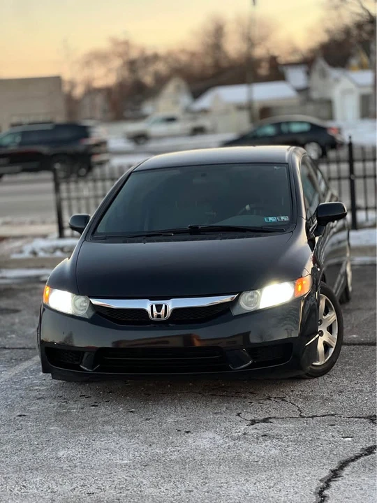 2011 Honda Civic 8th Gen - Image 6 of 12