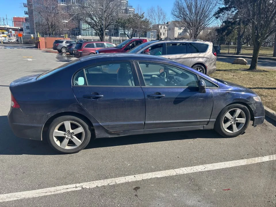 2011 Honda Civic 8th Gen - Image 5 of 7