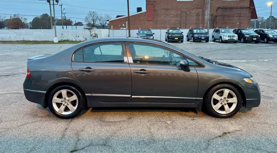 2011 Honda Civic 8th Gen - Image 16 of 16