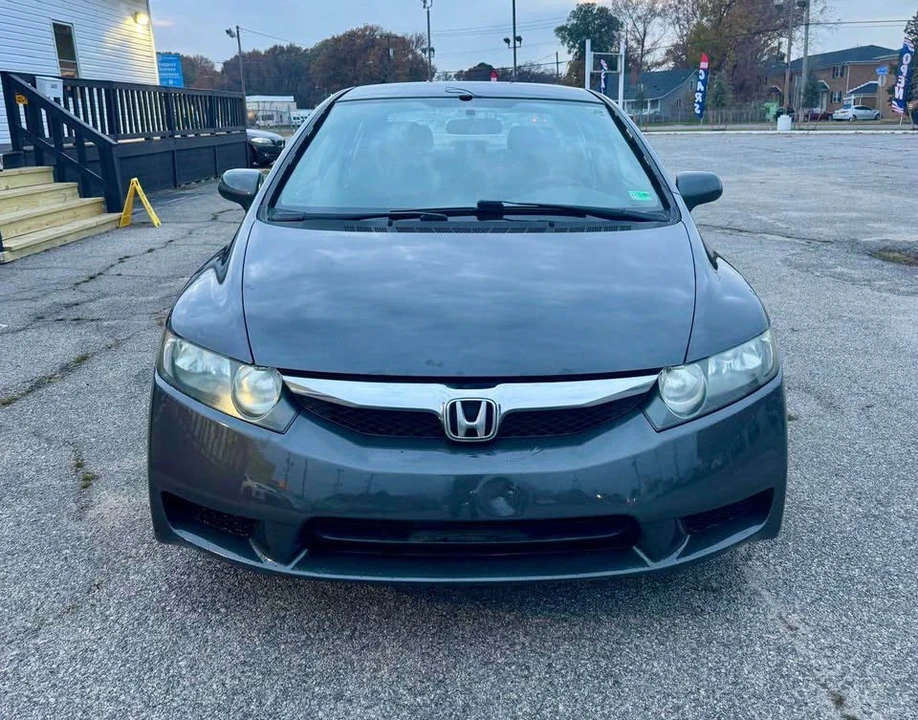 2011 Honda Civic 8th Gen - Image 7 of 16