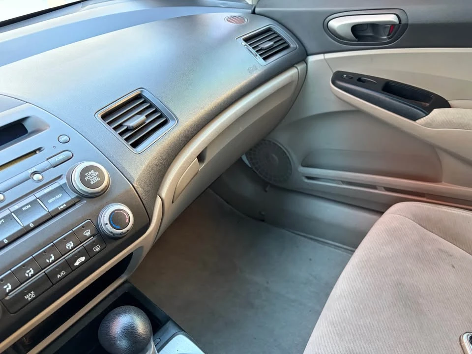 2011 Honda Civic 8th Gen - Image 11 of 13