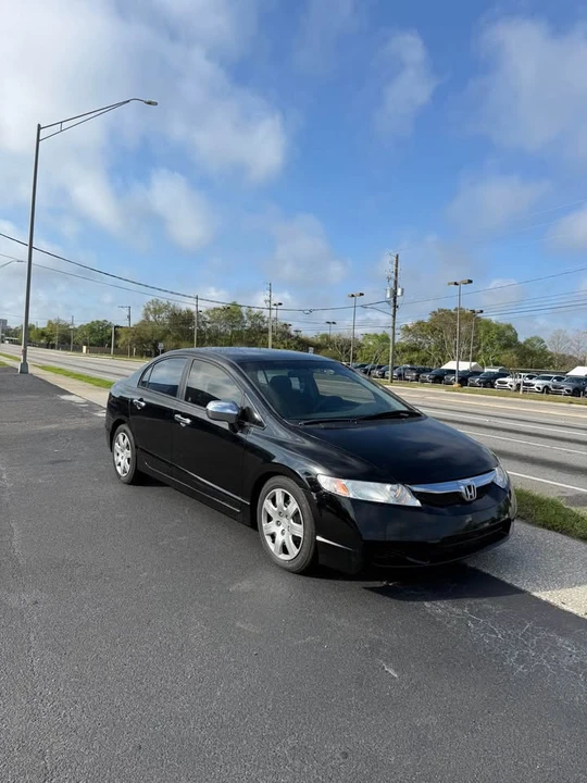 2011 Honda Civic 8th Gen - Image 6 of 11