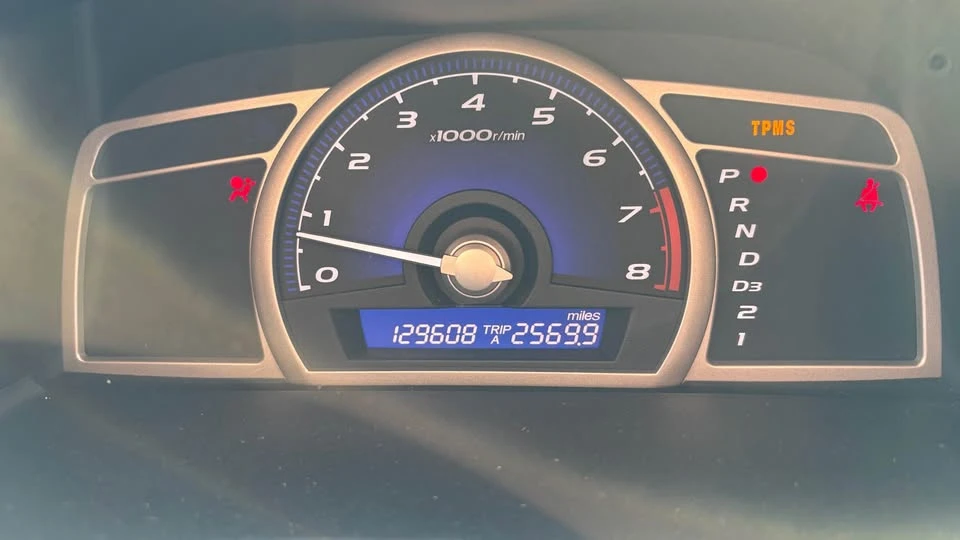 2011 Honda Civic 8th Gen - Image 12 of 13